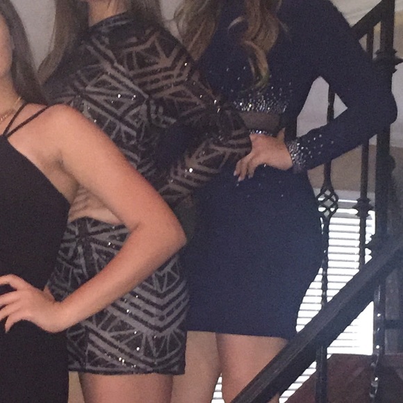 Black sequin mini dress. Like new - Picture 3 of 3